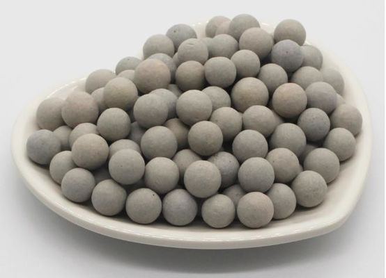Bolas de cerámica inertes del óxido de aluminio de la ayuda para el gas natural 1300-1400 Kg/M3