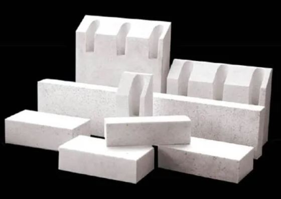 Adaptable blanco del ladrillo del óxido de aluminio de los ladrillos del silicato del alúmina de la guarnición del horno