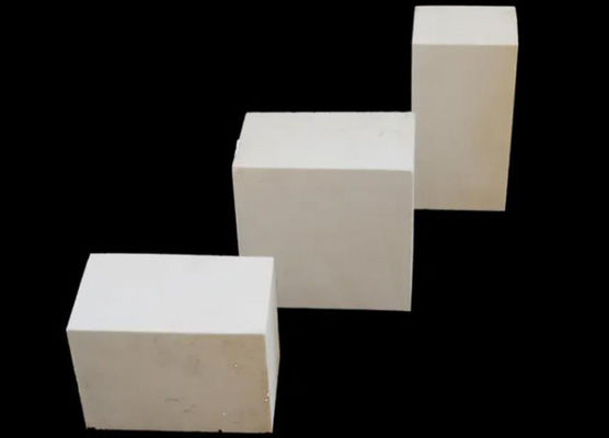 Adaptable blanco del ladrillo del óxido de aluminio de los ladrillos del silicato del alúmina de la guarnición del horno